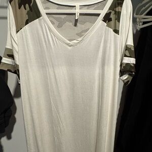 Celeste Camo Accent V-Neck Tee